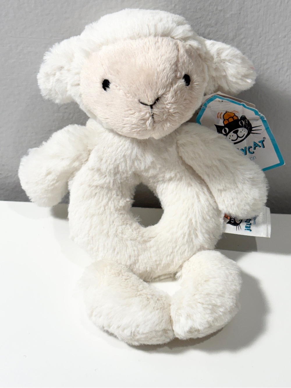 NWT Jellycat Bashful Lamb Ring Rattle White Fuzzy Stuffie Baby Toy Collectible